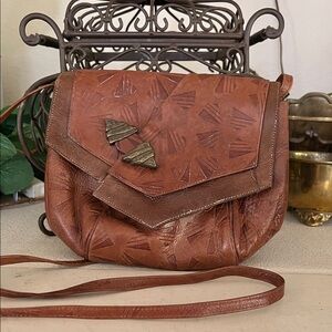 Vintage Sharif Leather Cross Body Carmel Color With Brass Accents